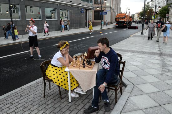 Pedestrian area opens on Pyatnitskaya Street in Moscow
