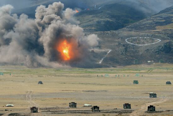 Interaction-2014 exercises by Collective Rapid Reaction Force at Spassk