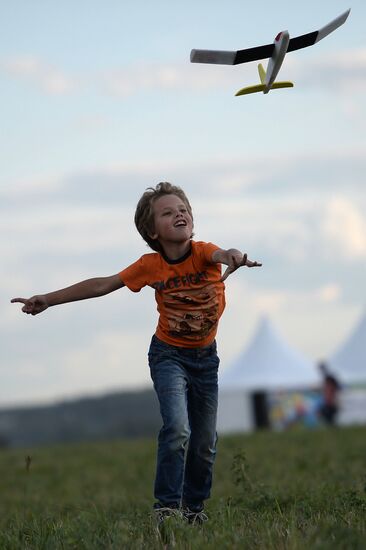 Moscow Sky aeronautics and small aircraft festival