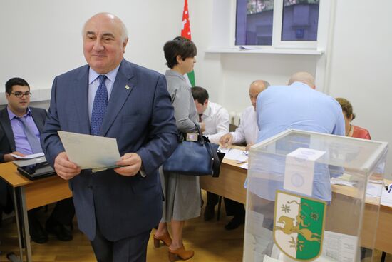 Abkhazian presidential elections in Moscow
