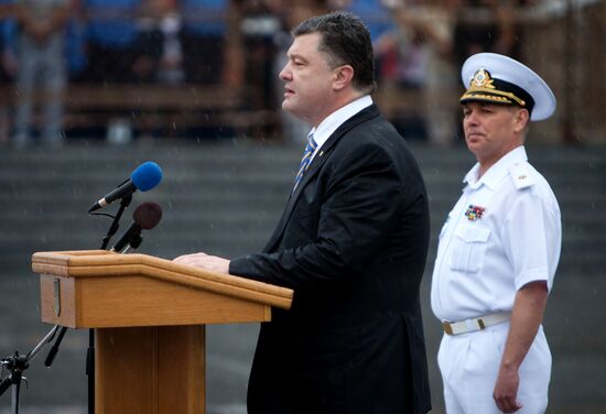 Petro Poroshenko arrives in Odessa to congratulate residents with Independence Day