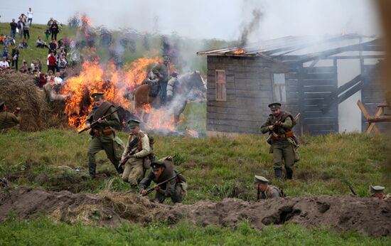 Historical reenactment of Battle of Gumbinnen