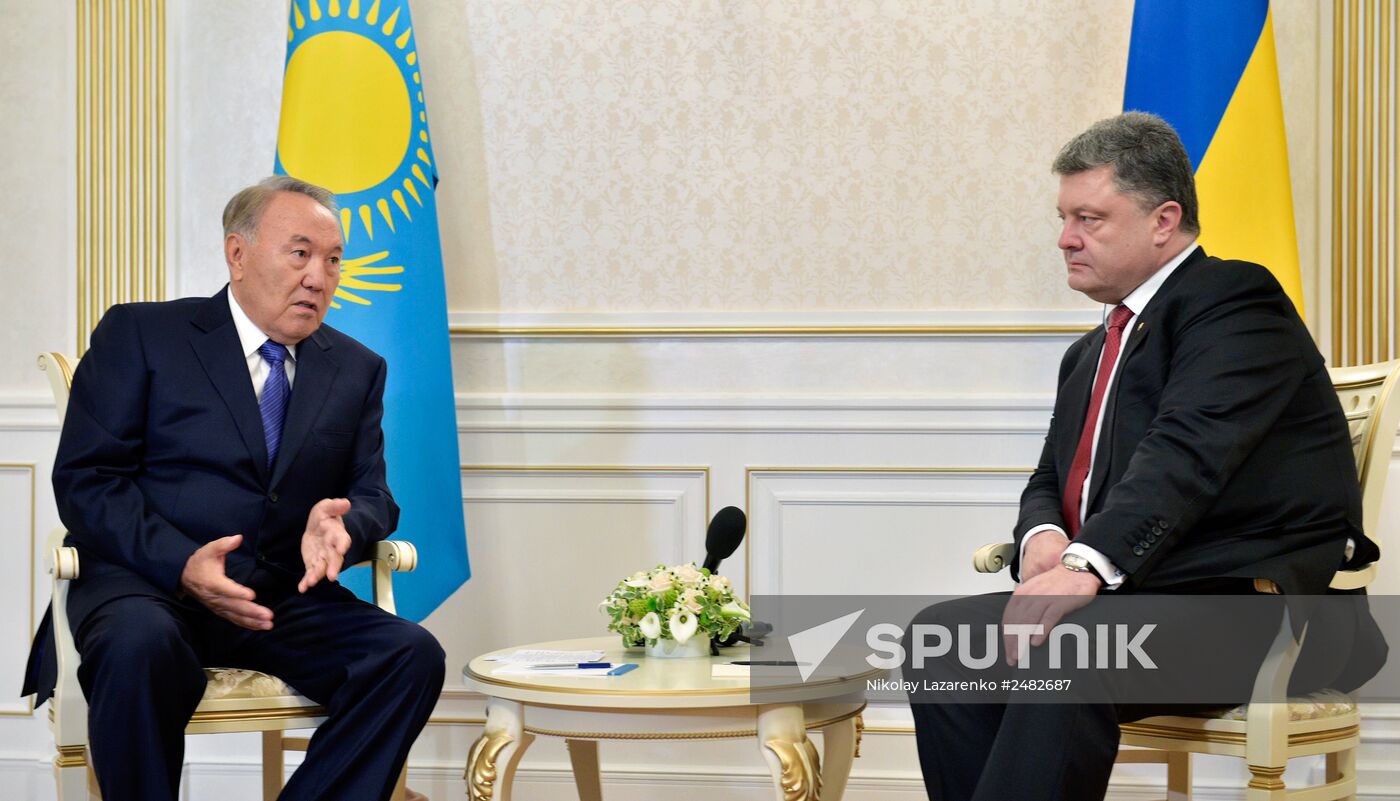 Petro Poroshenko attends Ukraine-EU-Eurasian Three meeting in Minsk