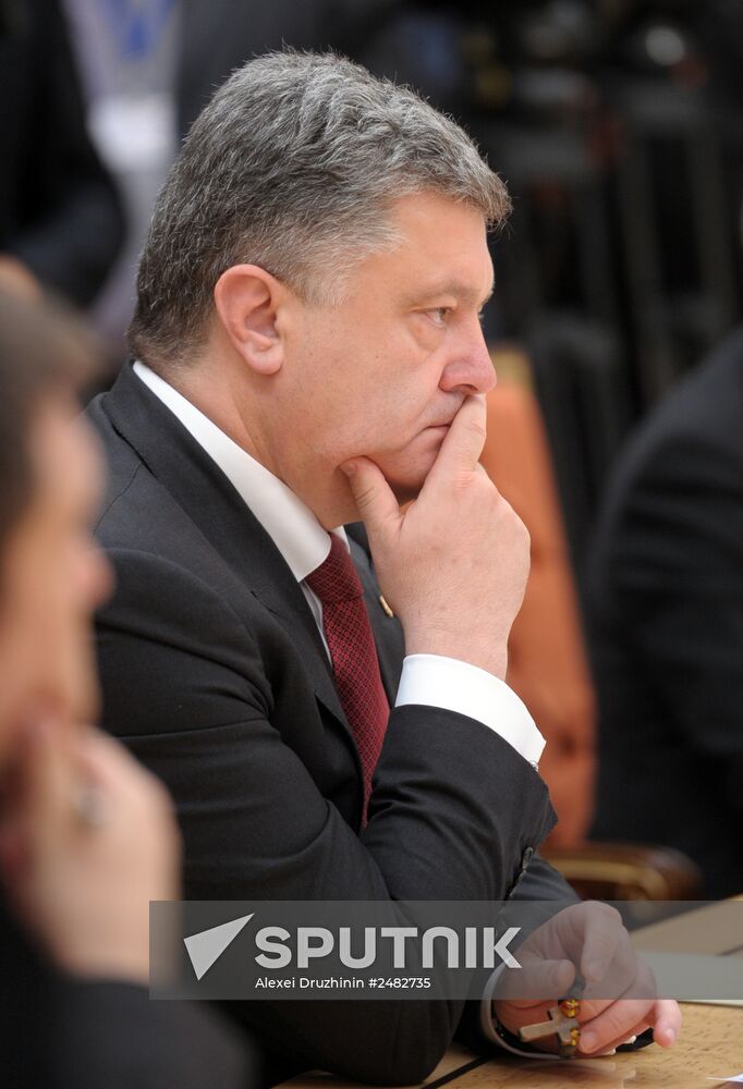 Vladimir Putin visits Belarus