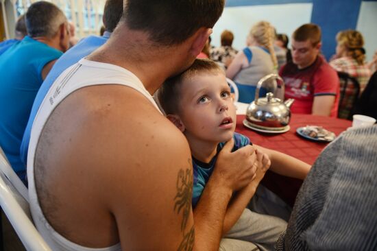 Ukrainian refugees in center of temporary accommodation in Novosibirsk
