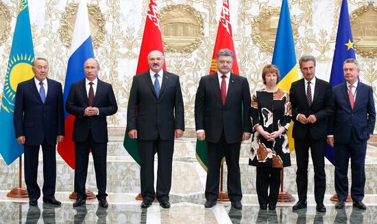 Putin visits Belarus