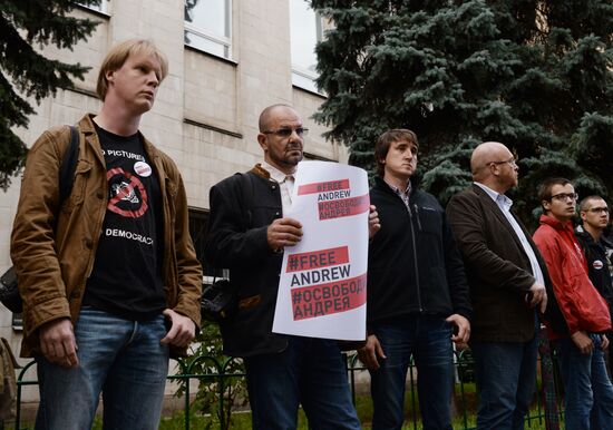 Action in support of Andrei Stenin
