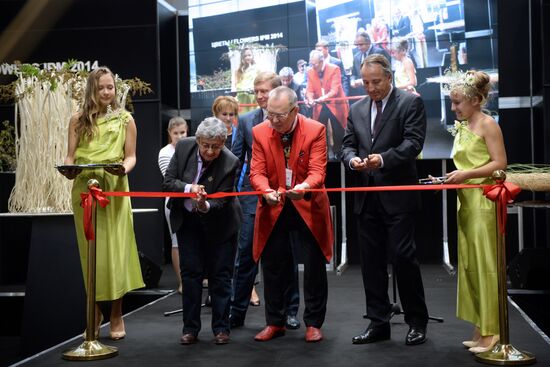 Flowers-IPM International Fair