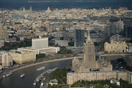 "Race in height" at Capital City skyscraper