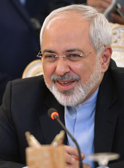 Foreign Minister Sergei Lavrov meets with Iranian counterpart
