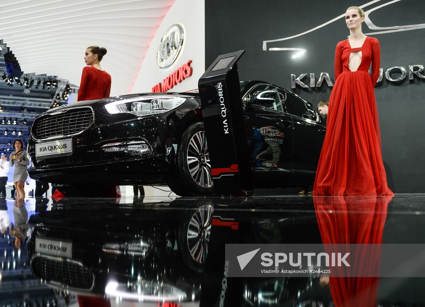 Moscow International Automobile Salon 2014 opens for visitors