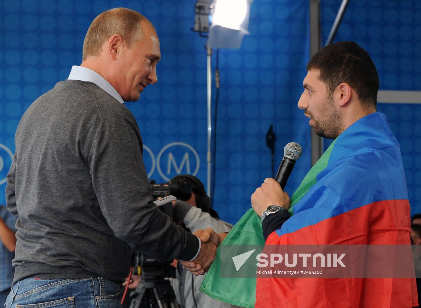 Vladimir Putin visits youth forum Seliger-2014