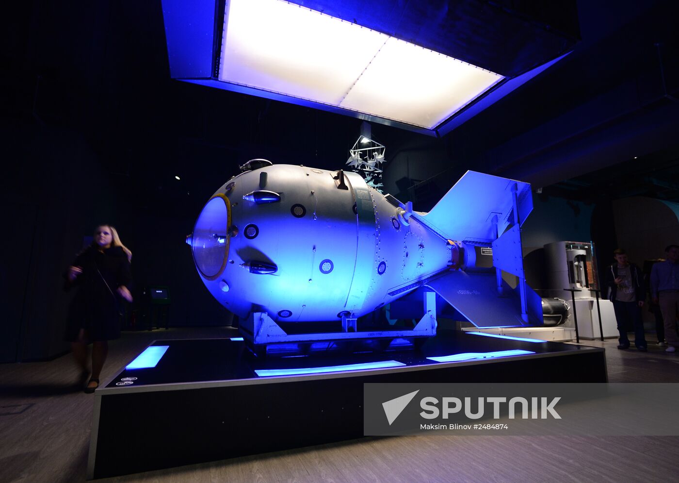 Multimedia installation imitating firing console of RDS-1 atomic bomb