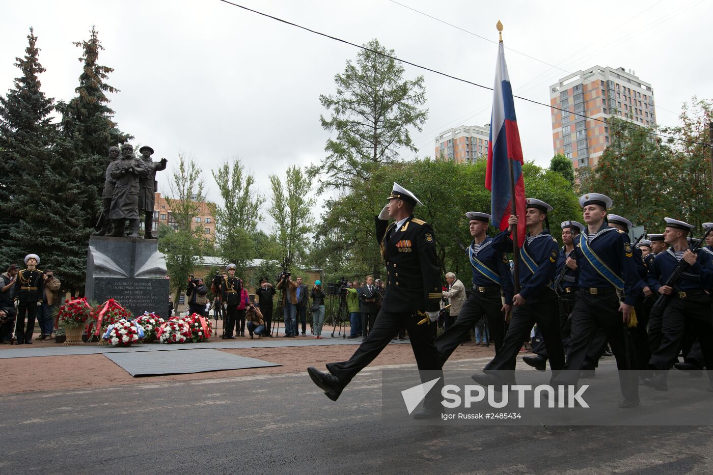 1941-1945 Arctic Convoy Sailors Memorial unveiled in St Petersburg