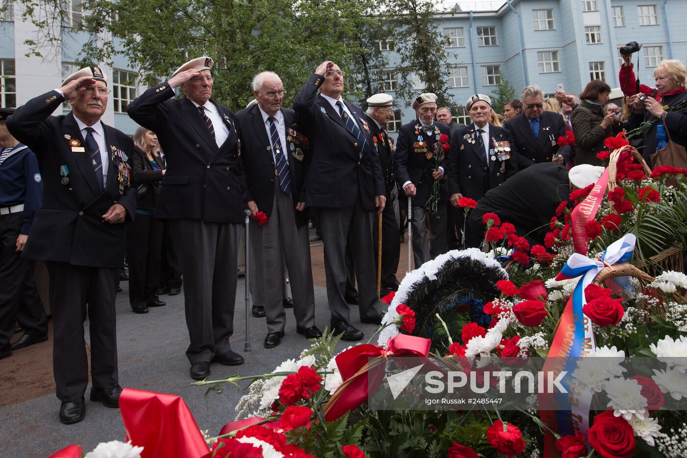 1941-1945 Arctic Convoy Sailors Memorial unveiled in St Petersburg