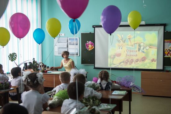 New school year starts in Russia