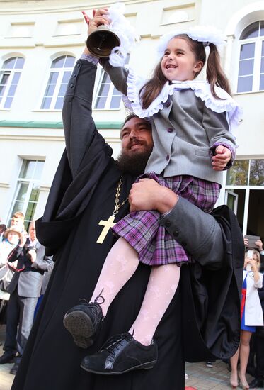 New school year starts in Russia