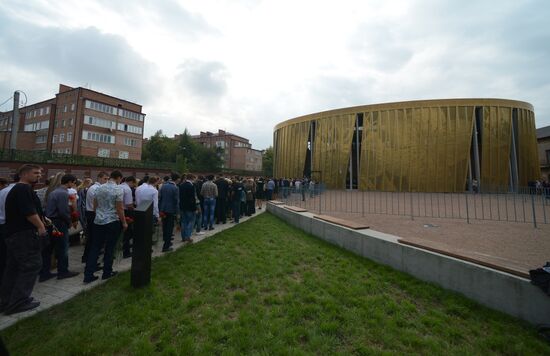 Memorial events mark 10 years since Beslan school siege