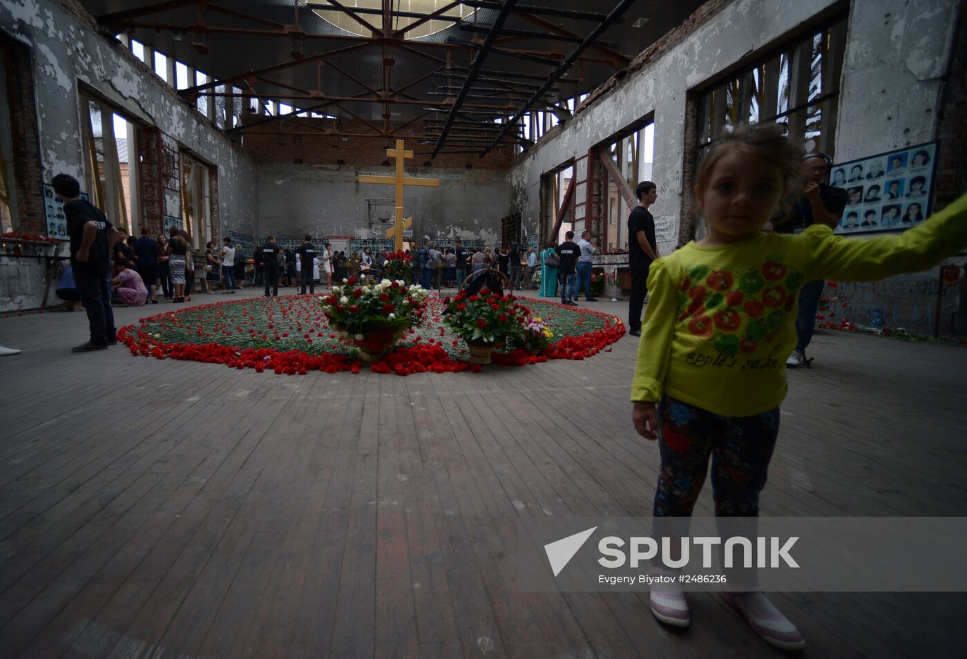 Memorial events mark 10 years since Beslan school siege