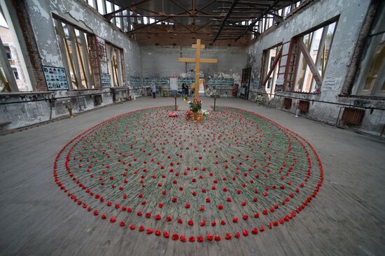 Memorial events mark 10 years since Beslan school siege
