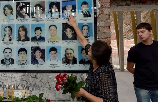 Memorial events mark 10 years since Beslan school siege
