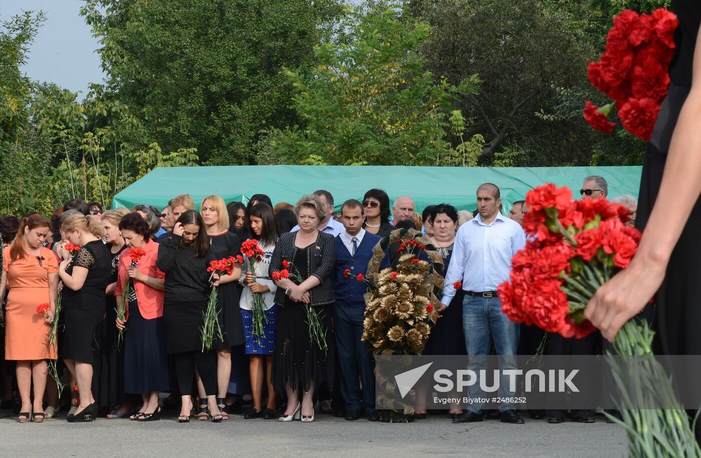 Memorial events mark 10 years since Beslan school siege