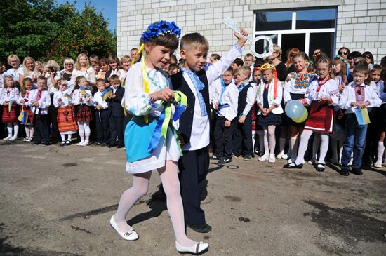 School year begins in Ukraine