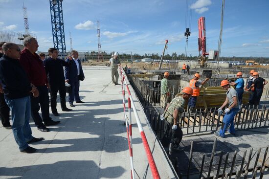 Dmitry Rogozin's visit to Vostochny space center under construction