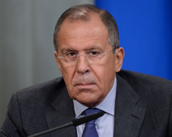 Sergey Lavrov meets with Mongi Hamdi