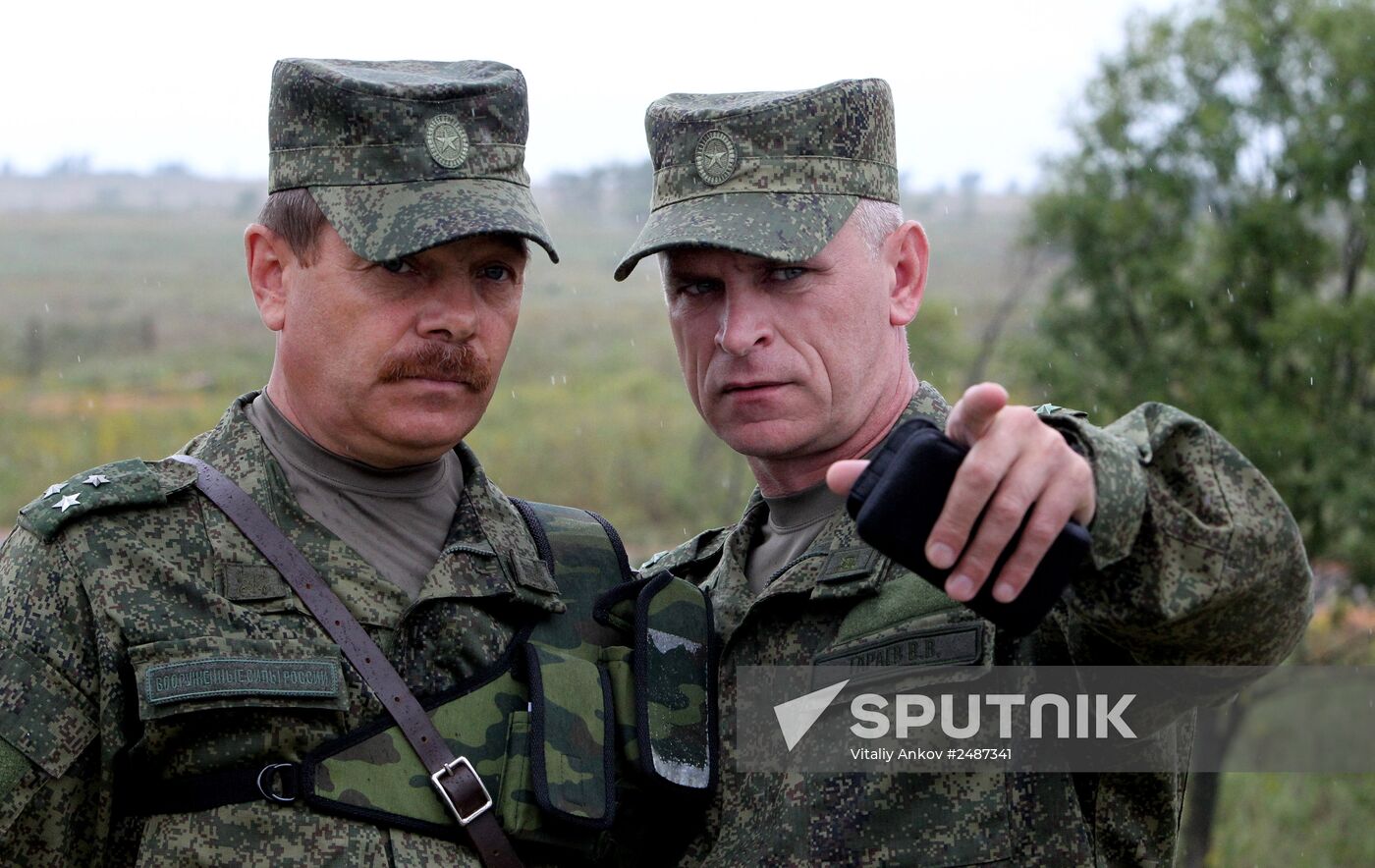 Exercise involving units of the Eastern Military District's logistics-support system