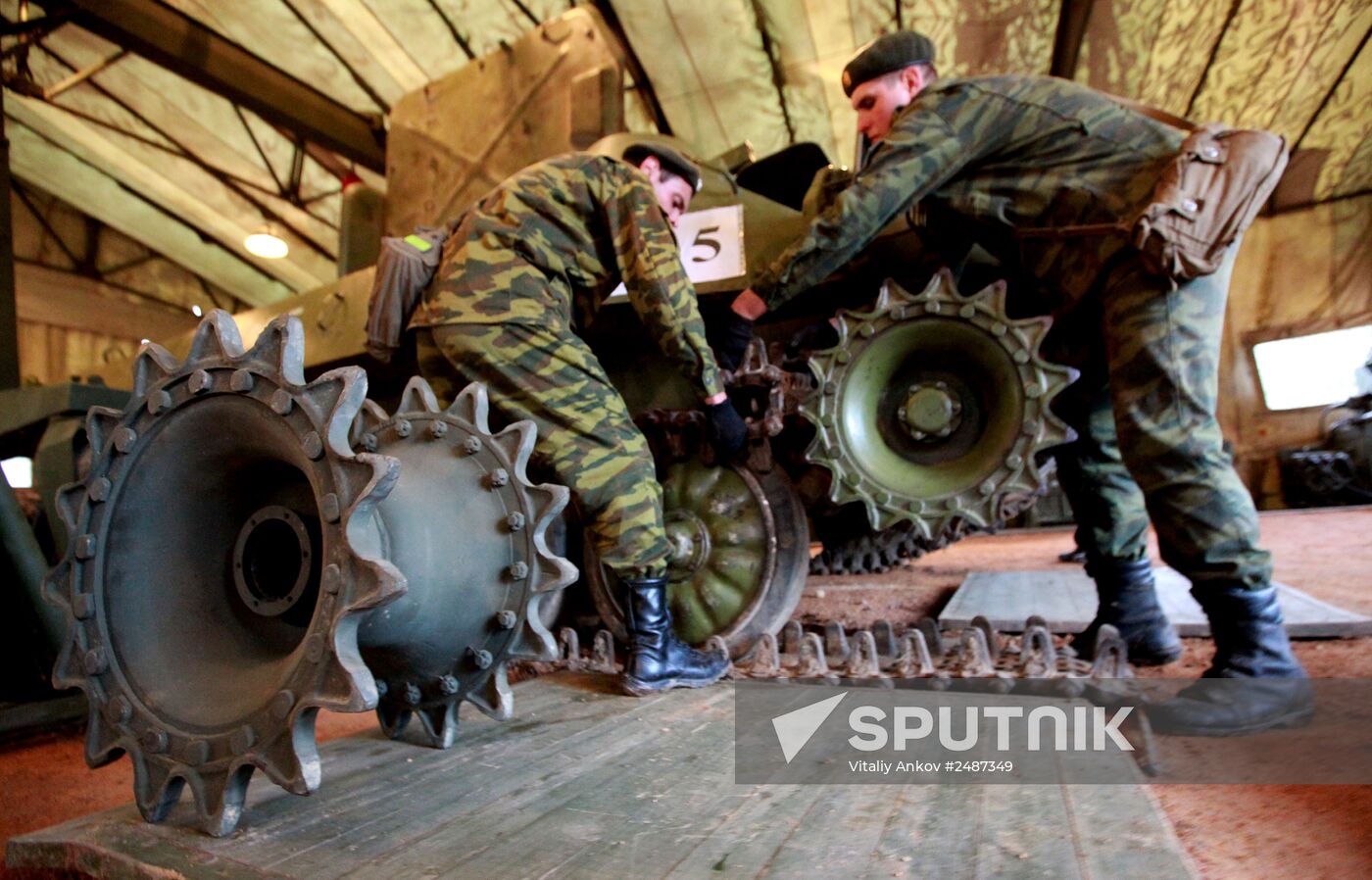 Exercise involving units of the Eastern Military District's logistics-support system