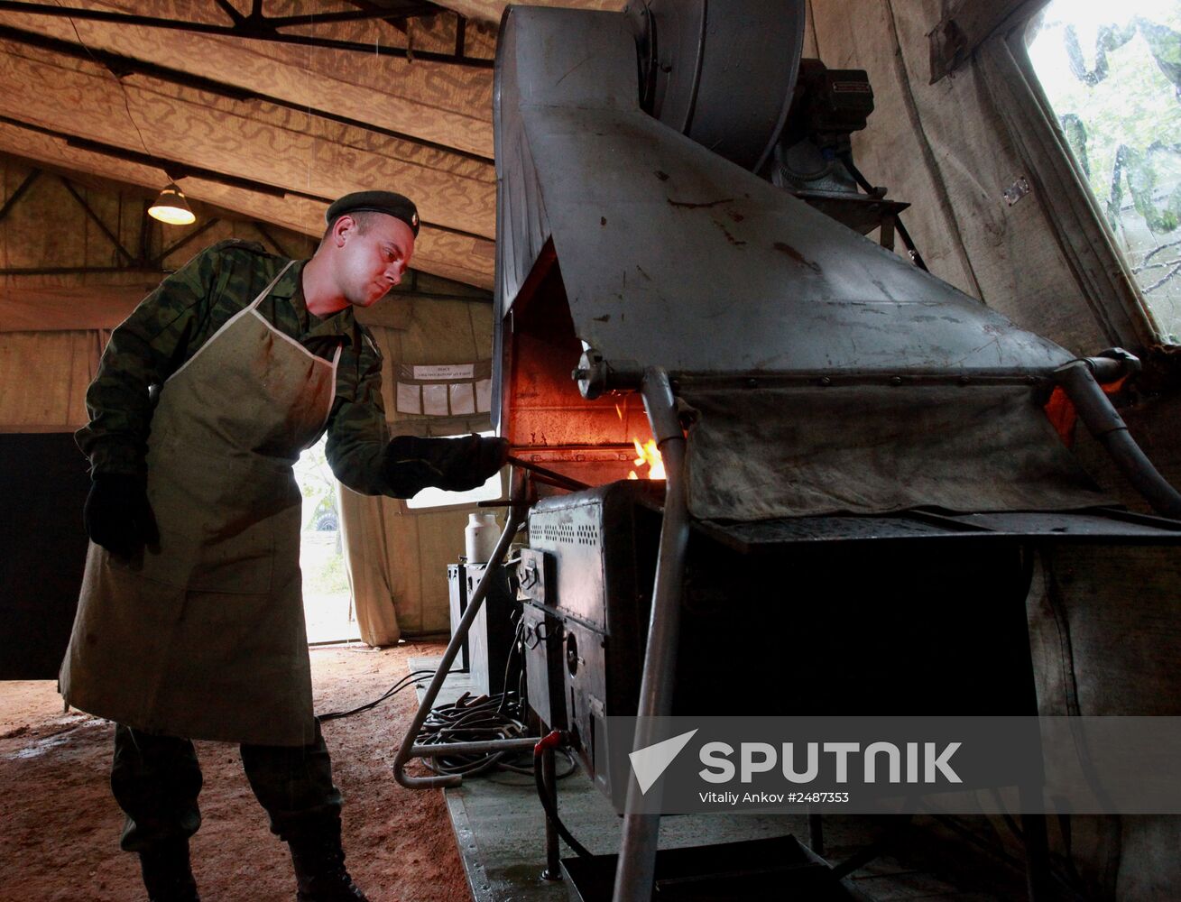 Exercise involving units of the Eastern Military District's logistics-support system