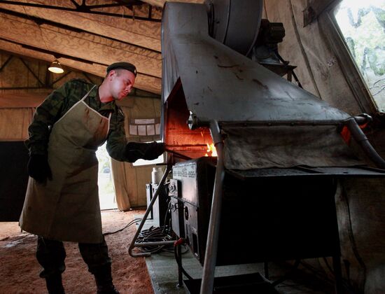 Exercise involving units of the Eastern Military District's logistics-support system