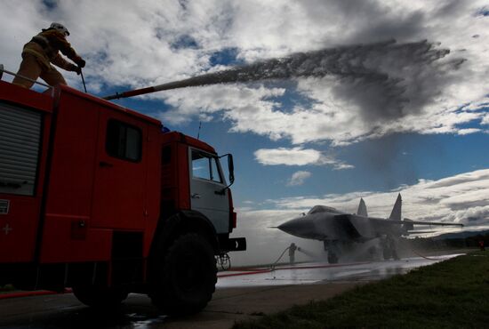Exercise involving units of the Eastern Military District's logistics-support system