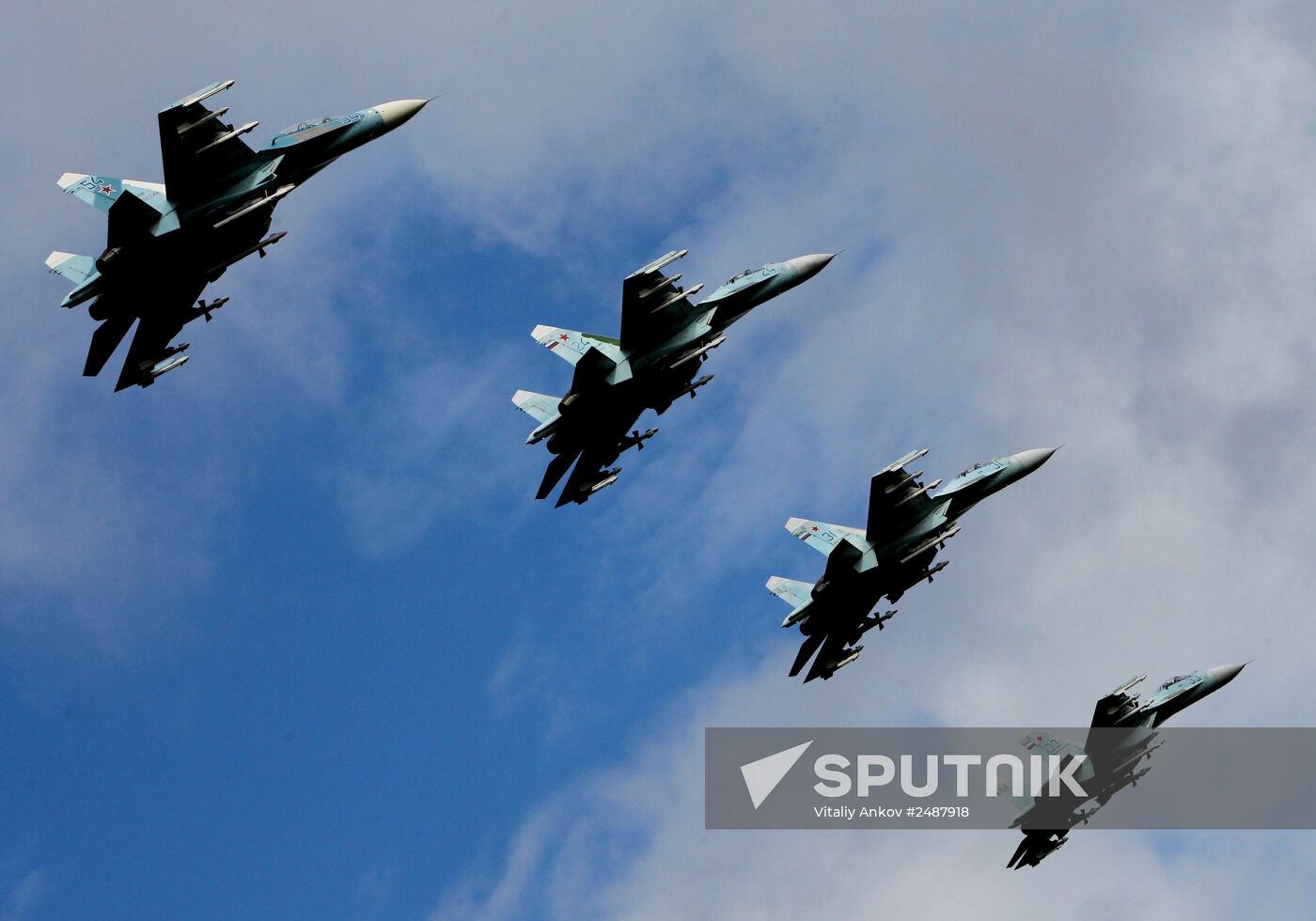 Exercise involving units of the Eastern Military District's logistics-support system