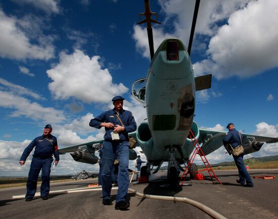Exercise involving units of the Eastern Military District's logistics-support system