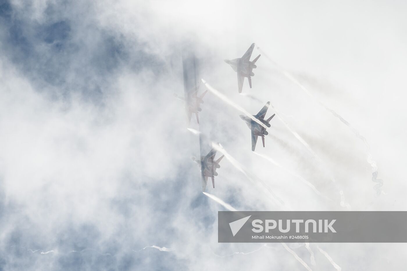 International Hydro Air Salon 2014 opens in Gelendzhik