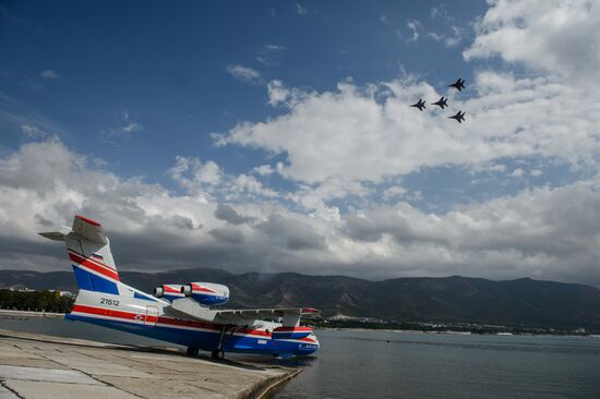 International Hydro Air Salon 2014 opens in Gelendzhik