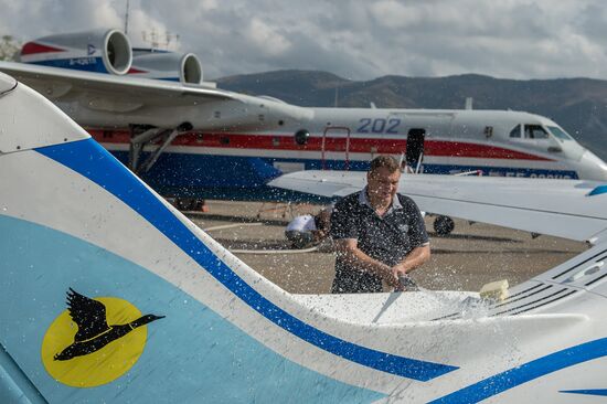 International Hydro Air Salon 2014 opens in Gelendzhik