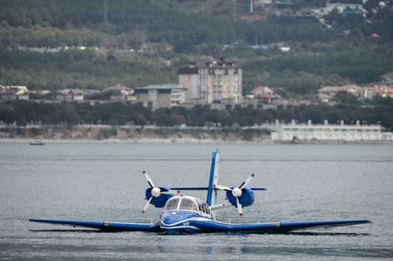 International Hydro Air Salon 2014 opens in Gelendzhik