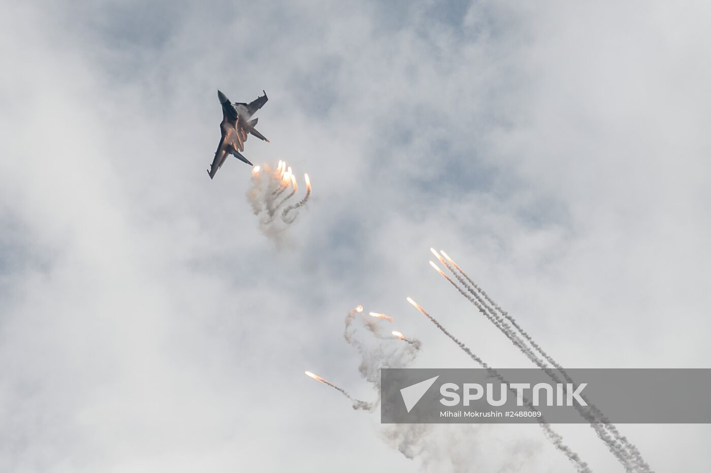 International Hydro Air Salon 2014 opens in Gelendzhik
