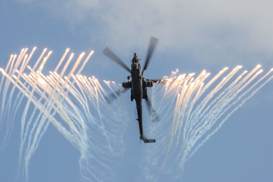 International Hydro Air Salon 2014 opens in Gelendzhik