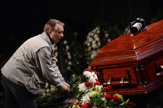 Mourning ceremony for Andrei Stenin at Rossiya Segodnya