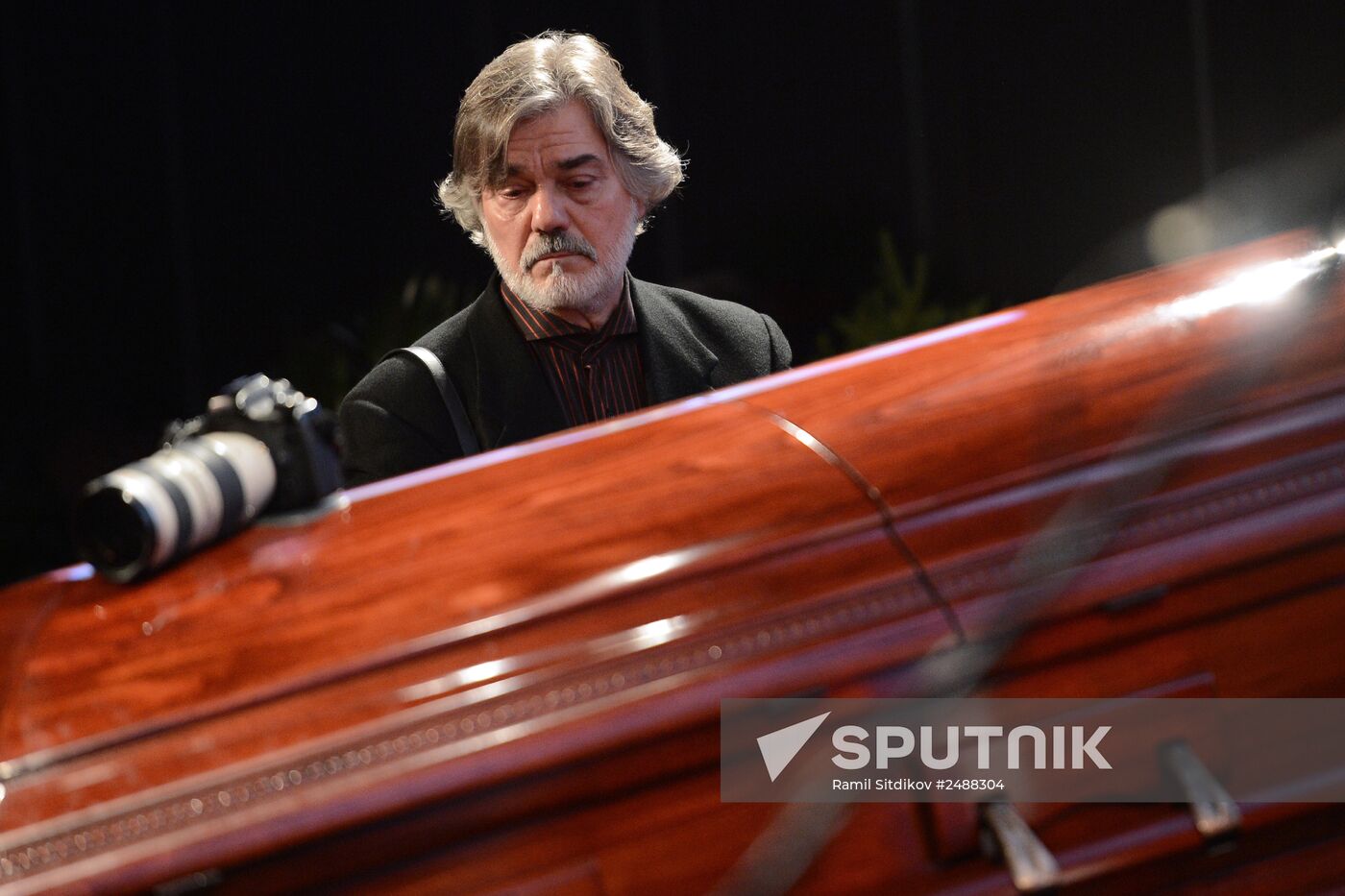 Mourning ceremony for Andrei Stenin at Rossiya Segodnya