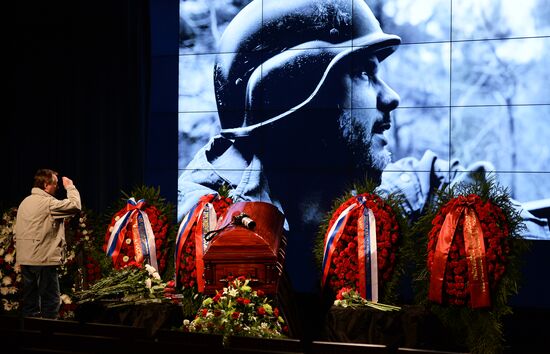 Mourning ceremony for Andrei Stenin at Rossiya Segodnya