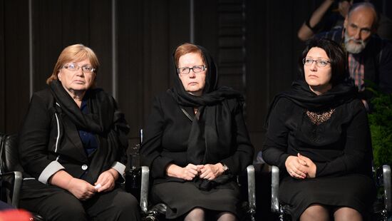 Mourning ceremony for Andrei Stenin at Rossiya Segodnya
