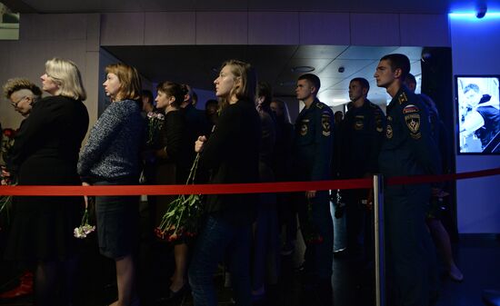 Mourning ceremony for Andrei Stenin at Rossiya Segodnya