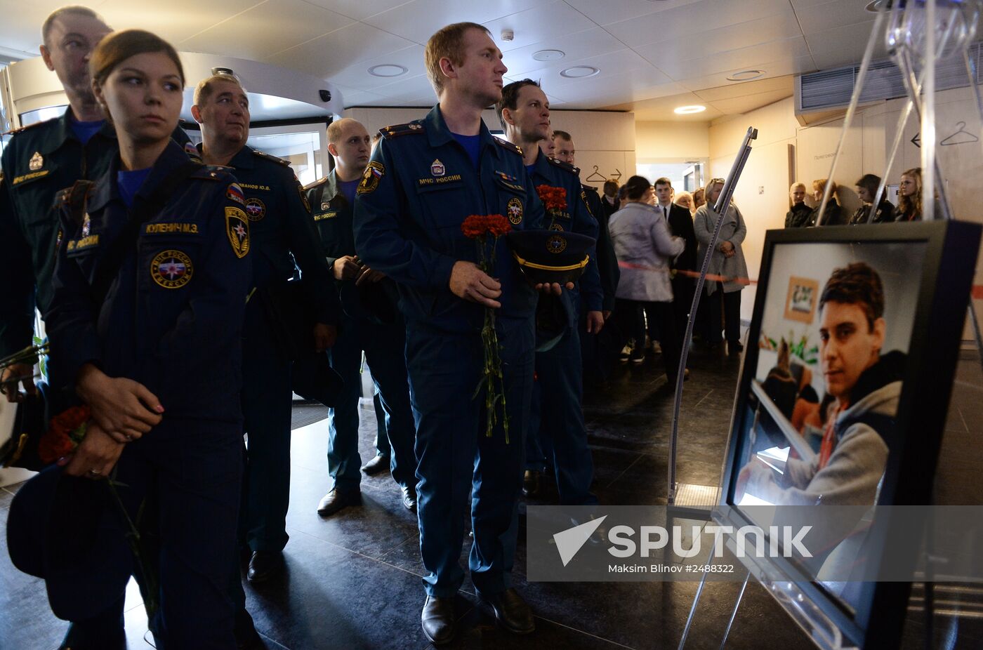 Mourning ceremony for Andrei Stenin at Rossiya Segodnya
