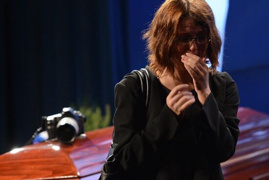 Mourning ceremony for Andrei Stenin at Rossiya Segodnya