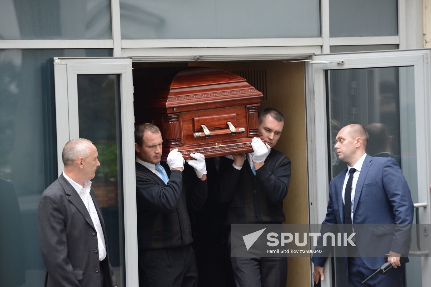 Mourning ceremony for Andrei Stenin at Rossiya Segodnya